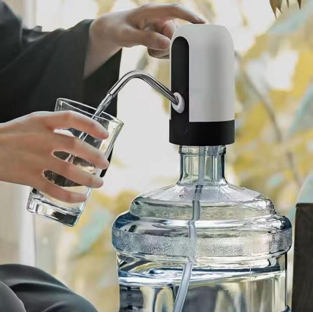 Easy-to-use portable water dispenser pump