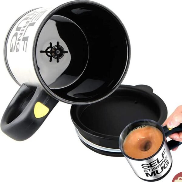 Smart self stirring mug with ergonomic handle