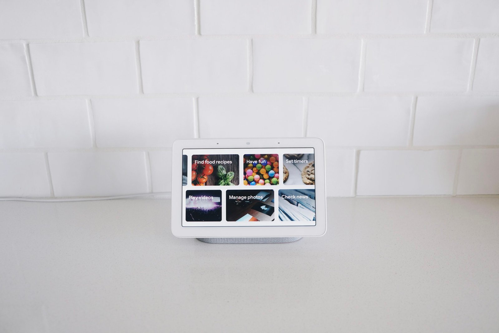 Top 5 Smart Kitchen and Lifestyle Gadgets That Make Daily Life Easier